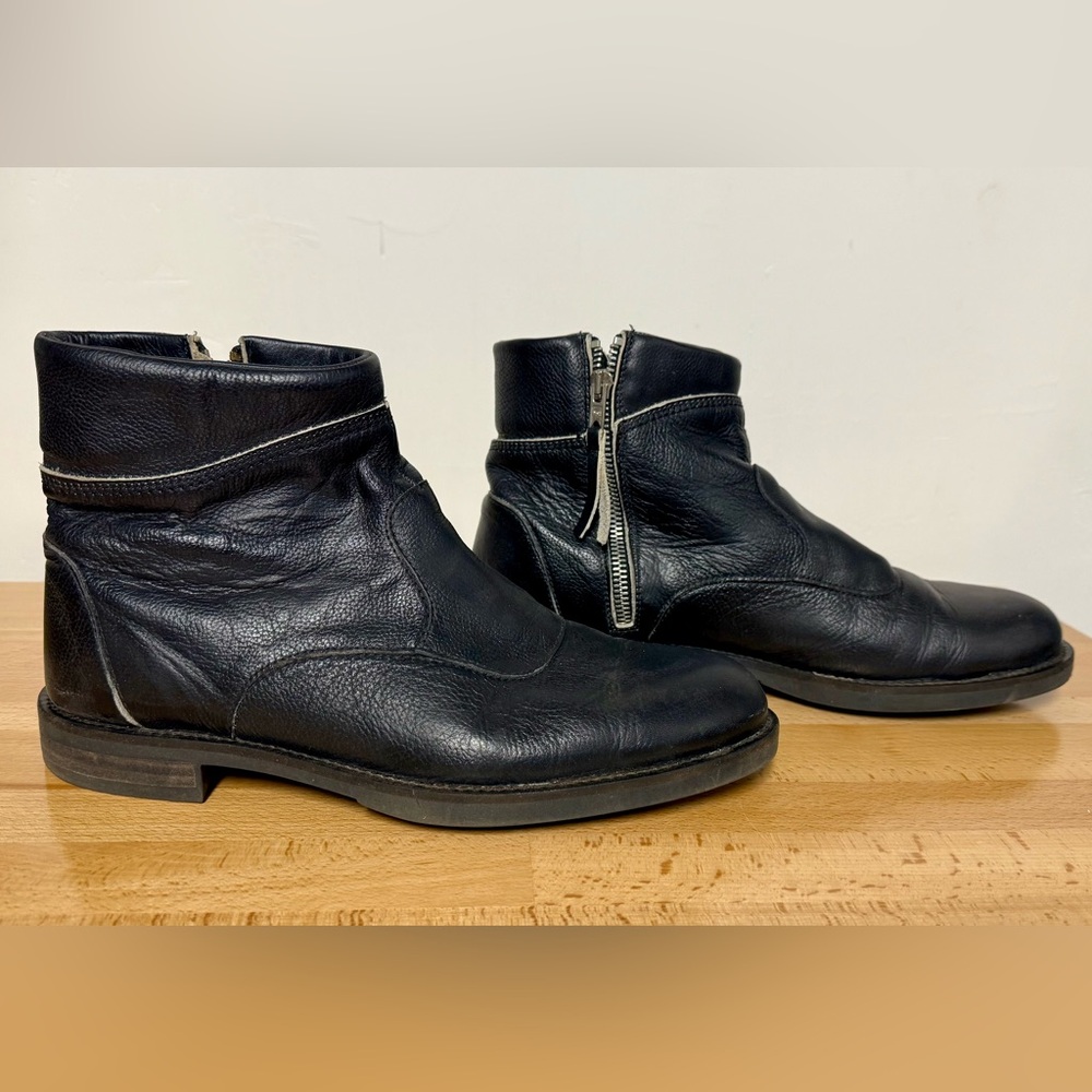 Swear London, Chaplin 6 men’s ankle boots, size 42 or US 9.